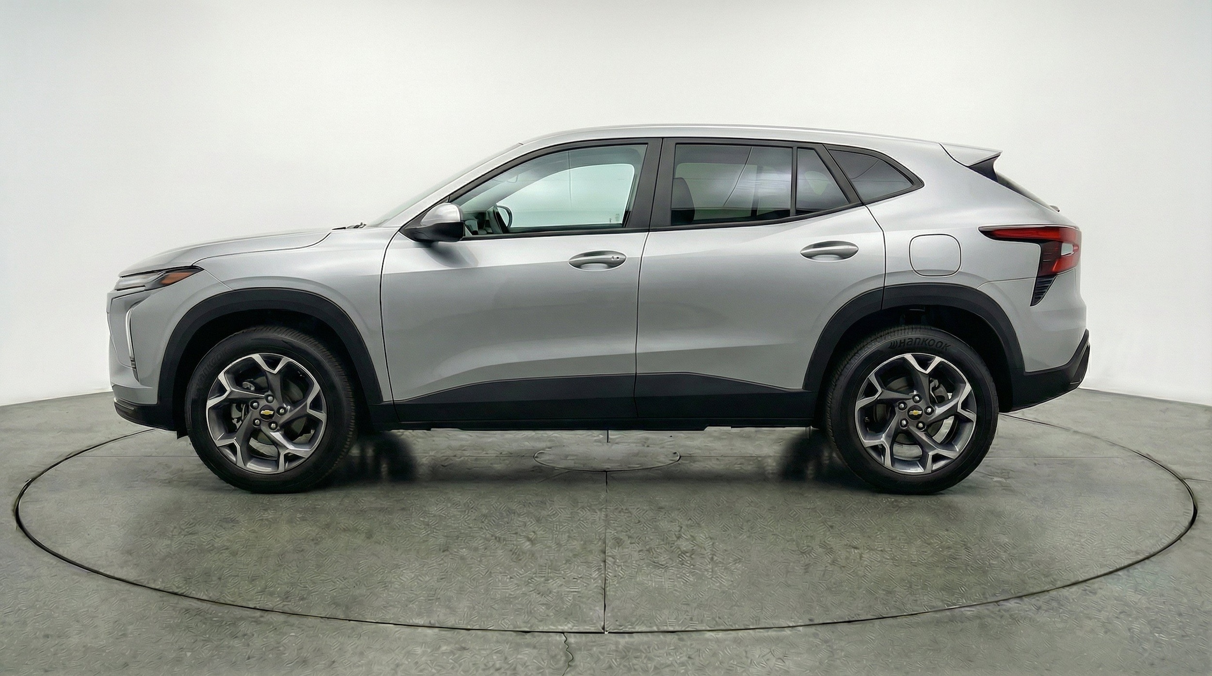 Thumbnail: 2025 Chevrolet Trax - 5