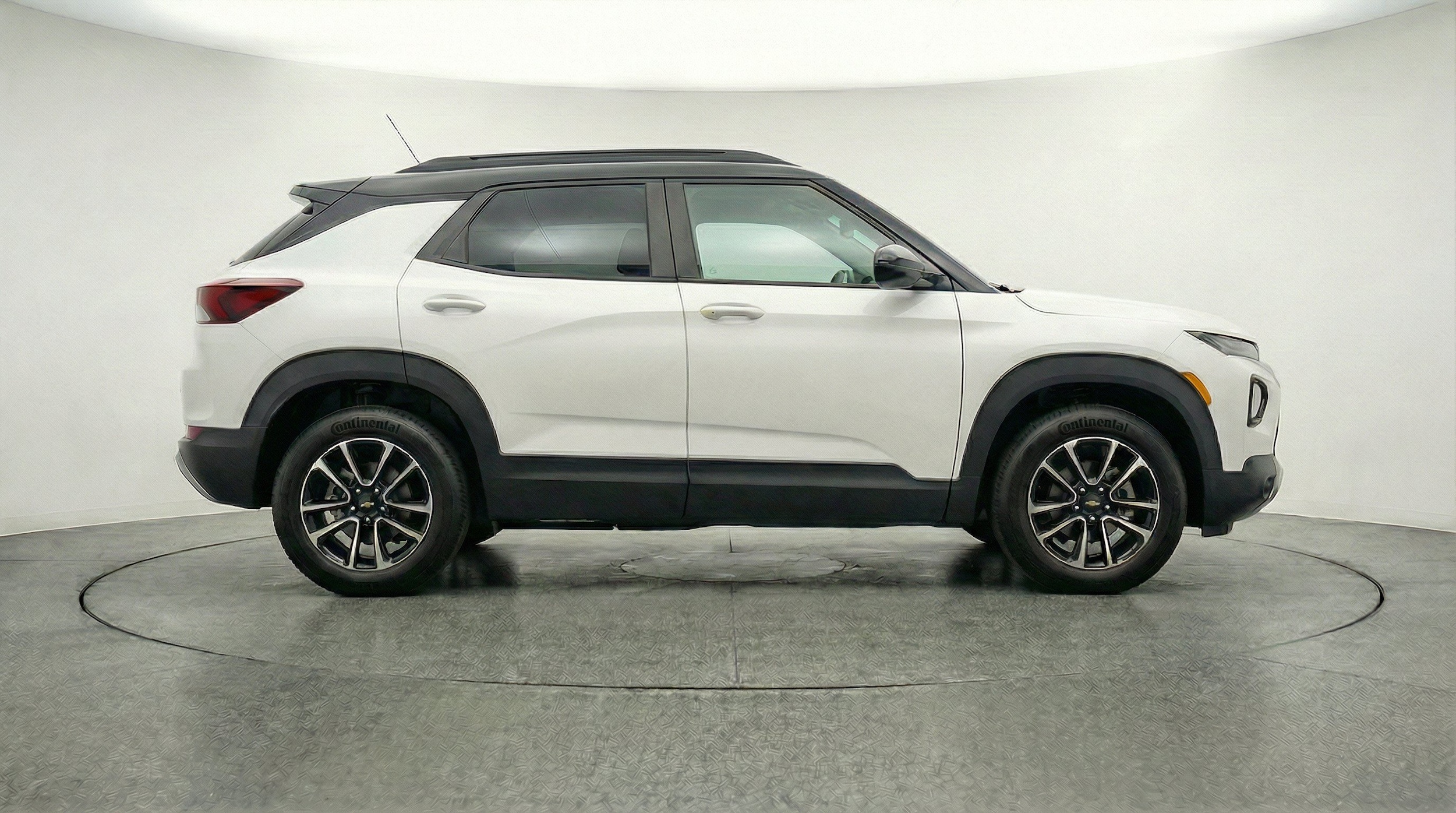 Thumbnail: 2025 Chevrolet TrailBlazer - 11