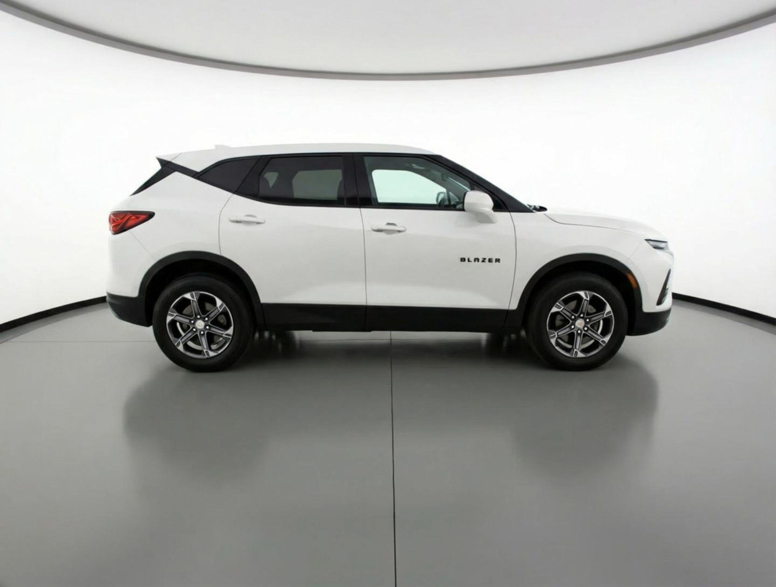 Thumbnail: 2025 Chevrolet Blazer - 10