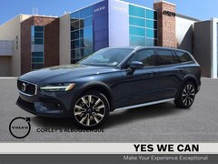 2026 Volvo V60 Cross Country B5 Ultra AWD Wagon