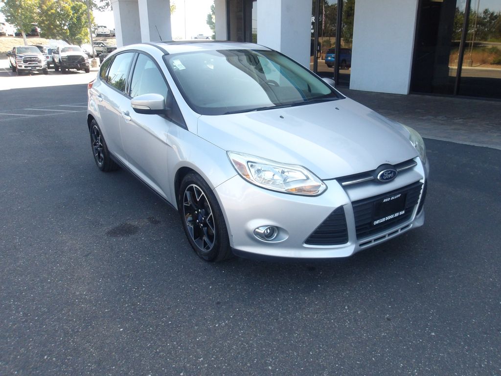 Used 2013 Ford Focus SE with VIN 1FADP3K22DL117201 for sale in Red Bluff, CA
