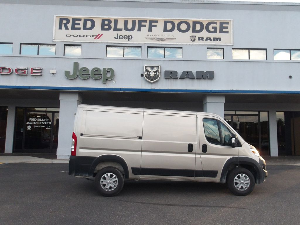 2025 Ram Promaster 1500 Low Roof Cargo Van