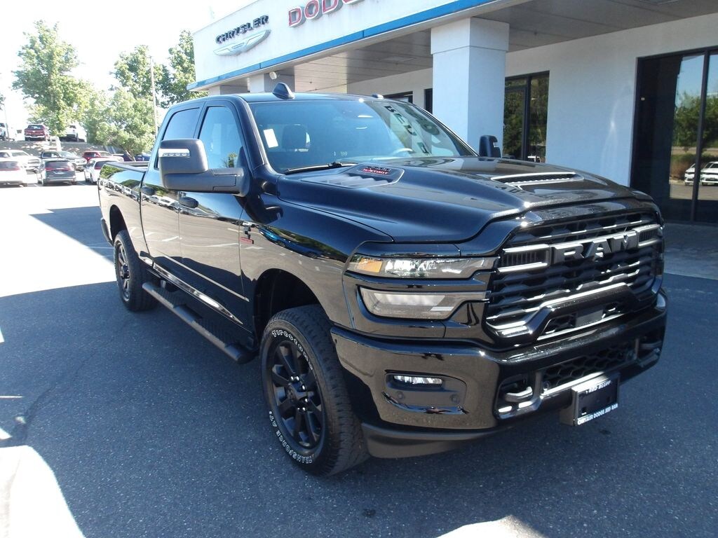 New 2026 Ram 2500 BLACK EXPRESS CREW CAB 4X4 6'4 BOX Crew Cab