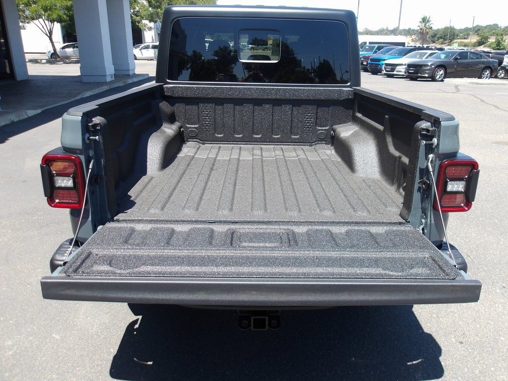 2025 Jeep Gladiator Rubicon - Photo 7