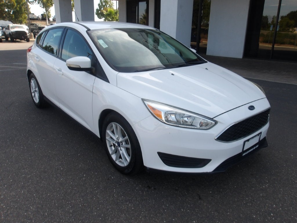 Used 2015 Ford Focus SE with VIN 1FADP3K21FL370075 for sale in Red Bluff, CA