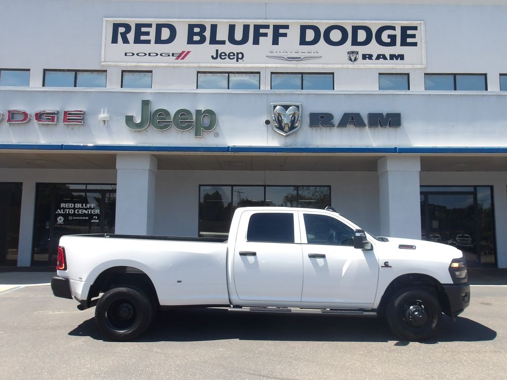 2025 Ram 3500 Tradesman Truck