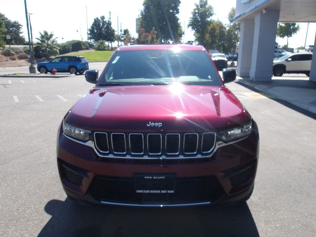 Used 2026 Jeep Grand Cherokee Laredo X SUV