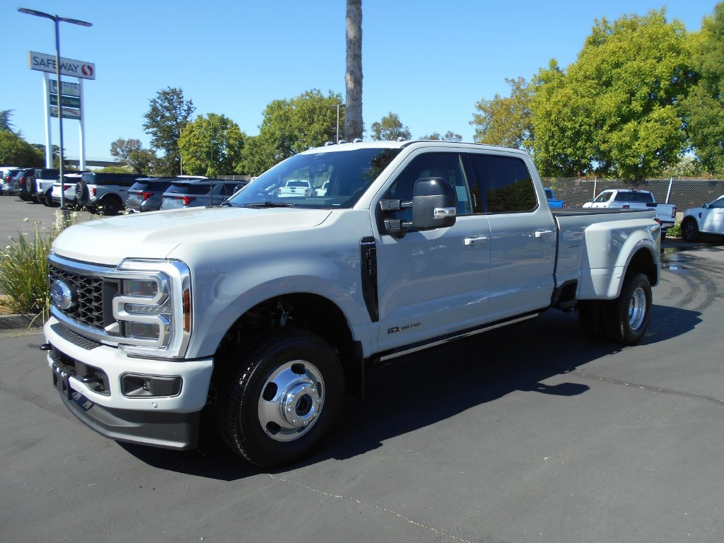 New Ford Superduty trucks 2026 Ford F-350 Platinum VA for sale near you in Corning, CA