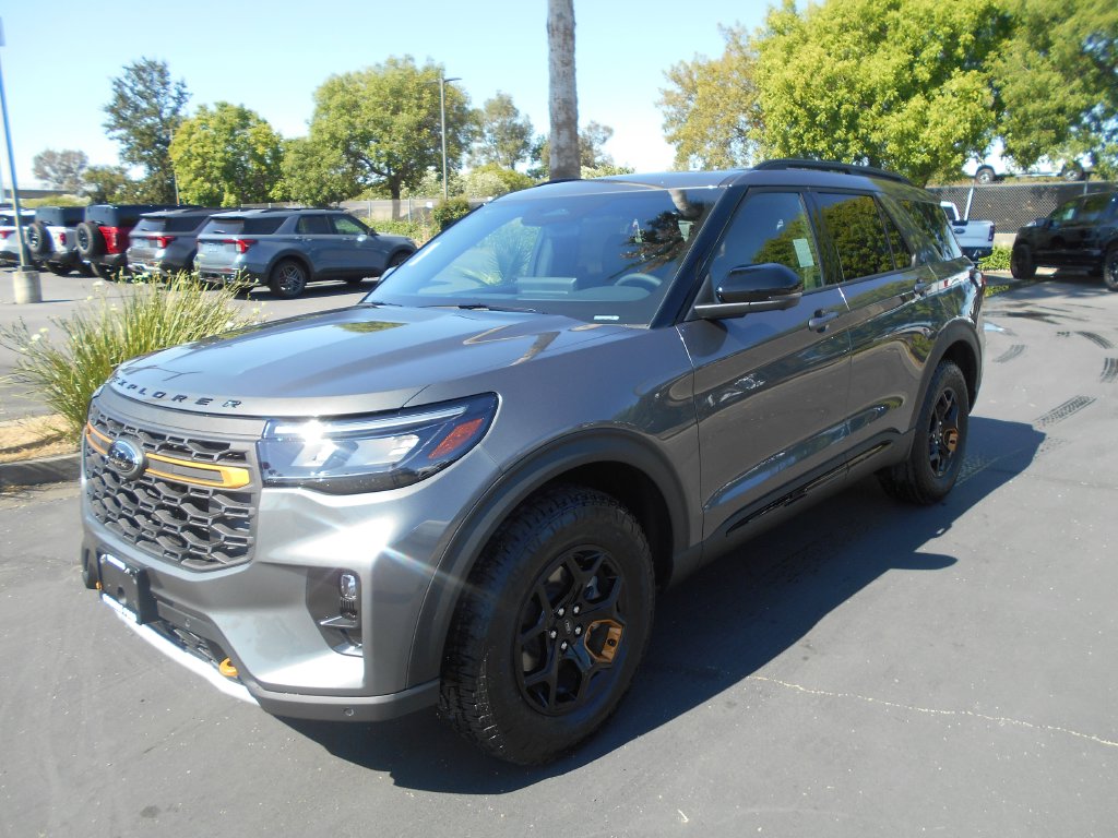 2026 Ford Explorer UT 