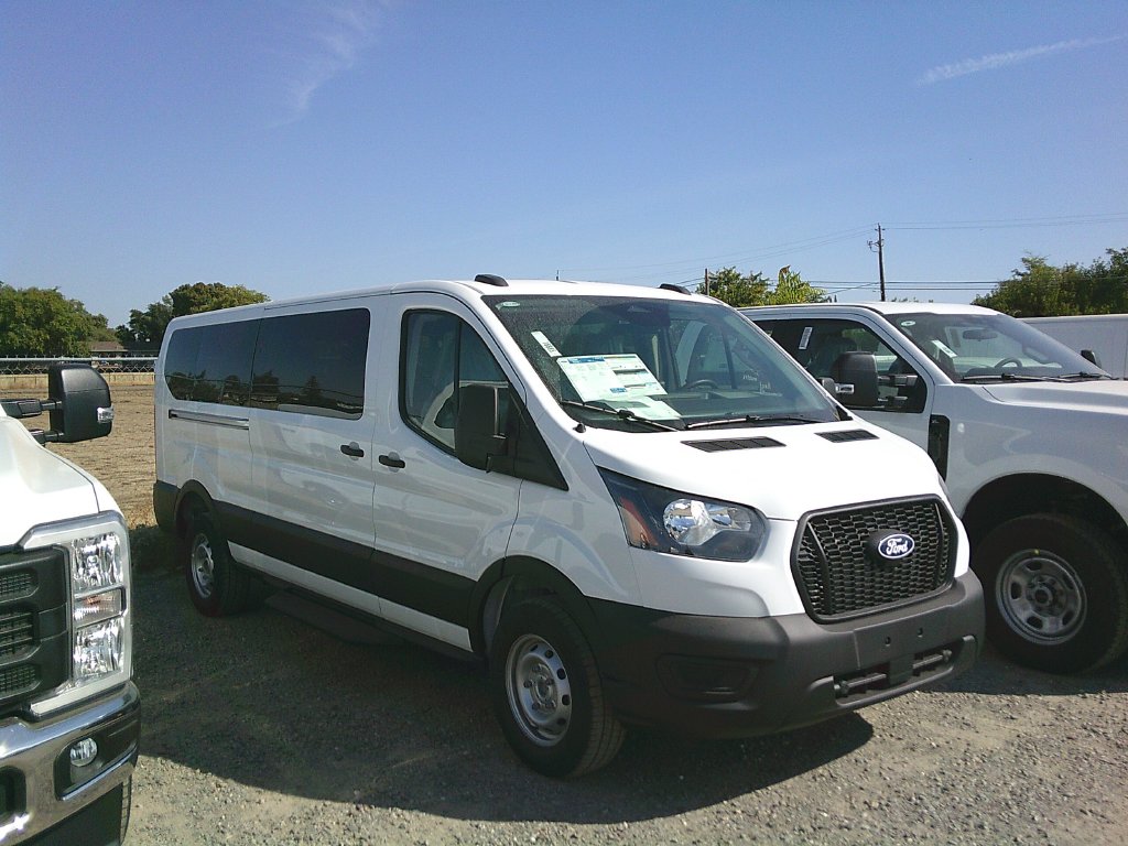  Ford Transit-350 Passenger