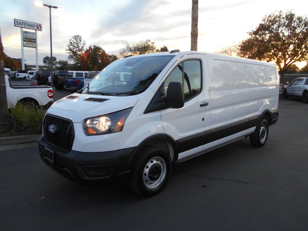  Ford Transit-150 Cargo