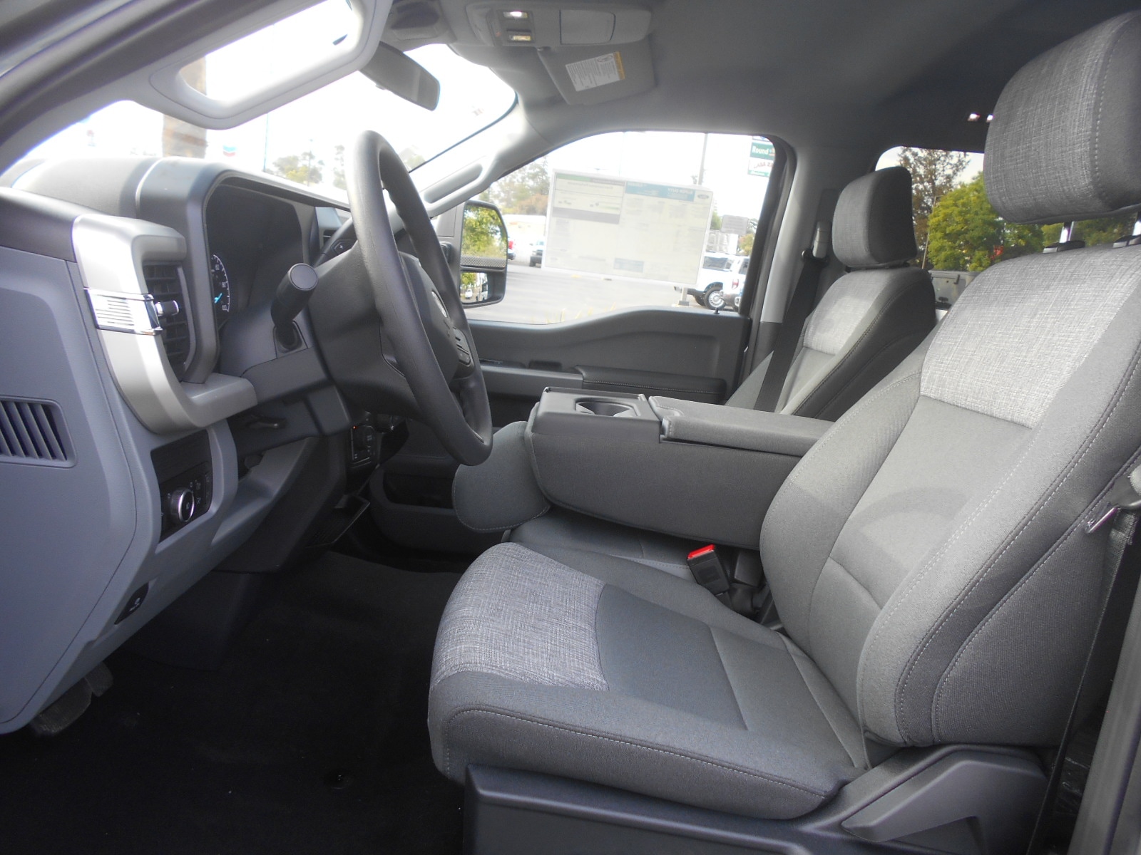 2026 Ford F-350 Super Duty XLT - Photo 7