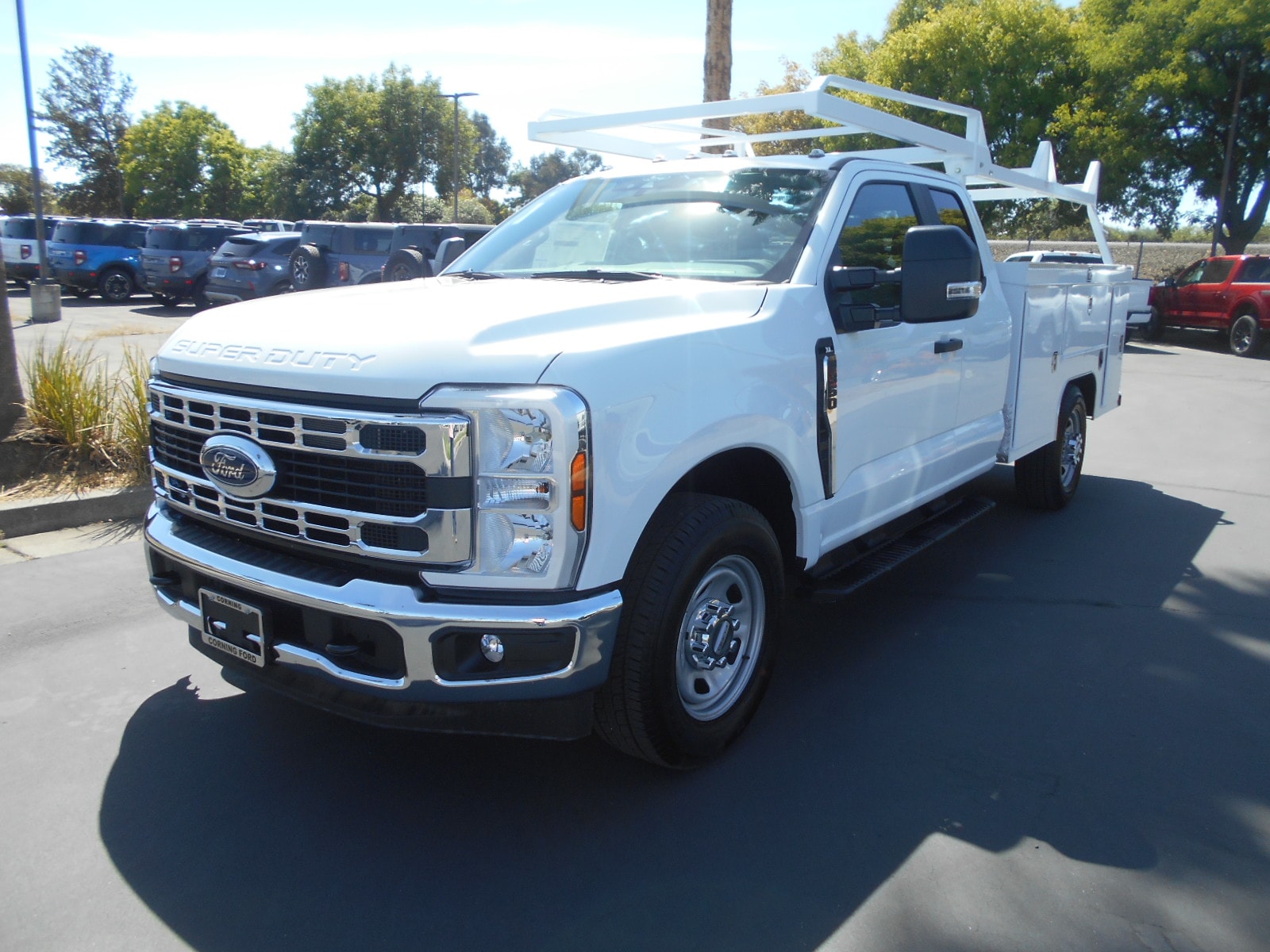 2025 Ford F-350 Chassis Truck Super Cab