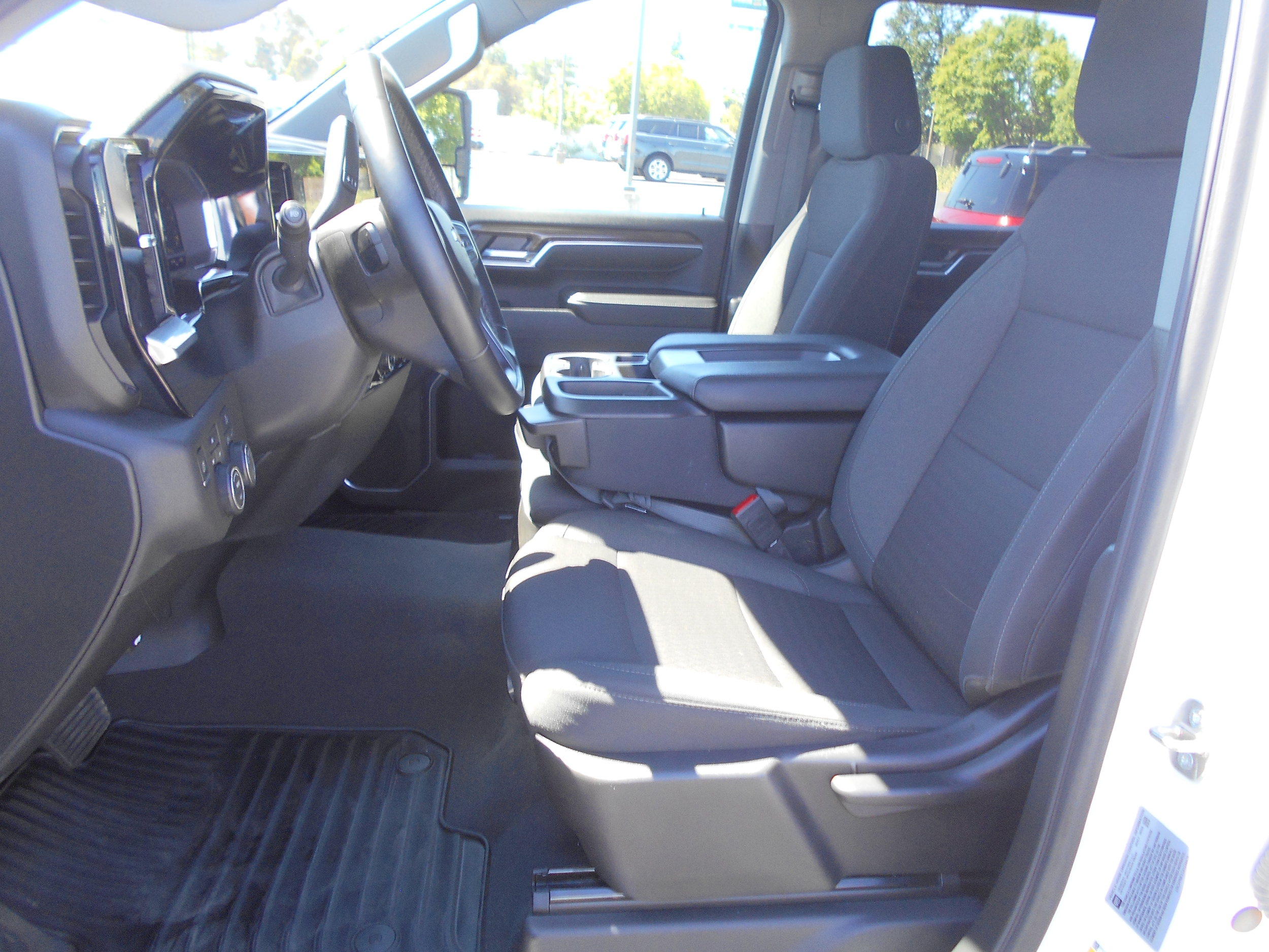 2024 Chevrolet Silverado 2500HD LT - Photo 10