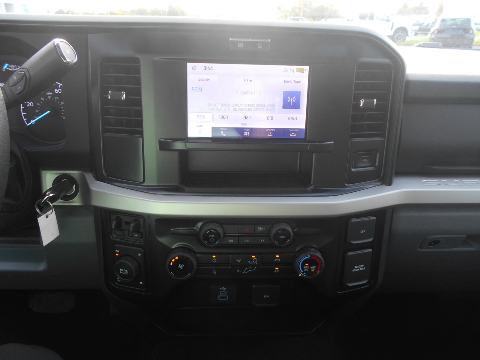 2026 Ford F-350 Super Duty XLT - Photo 10