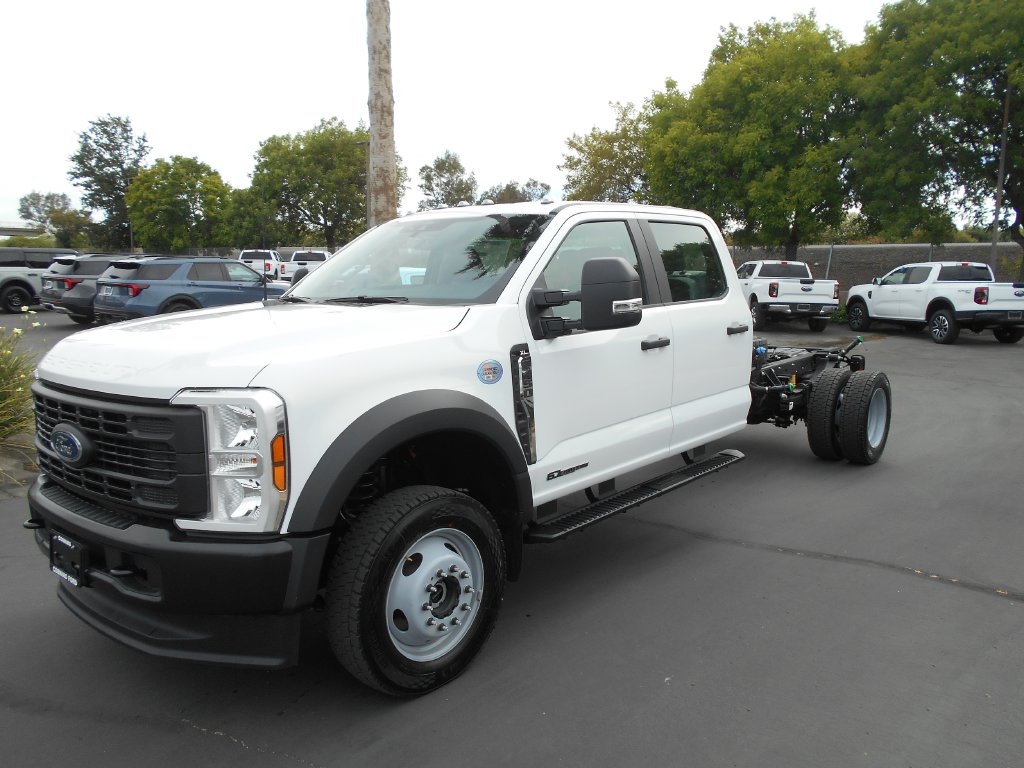 New Ford Superduty trucks 2026 Ford F-450 Chassis CB for sale near you in Corning, CA