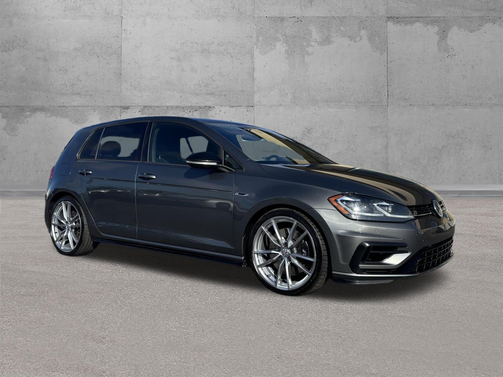 2018 Volkswagen Golf R