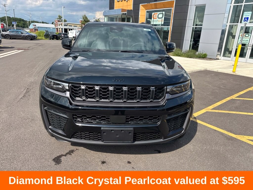 New 2026 Jeep Grand Cherokee LAREDO ALTITUDE 4X4 Sport Utility
