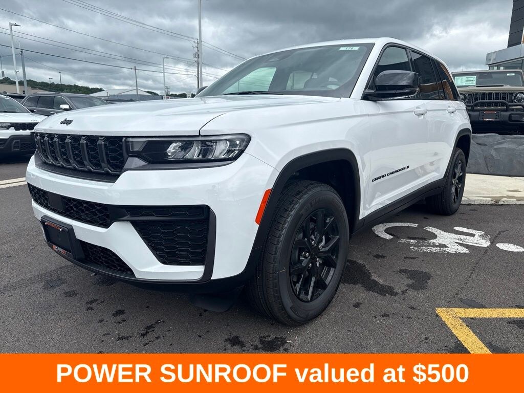 New 2026 Jeep Grand Cherokee LAREDO ALTITUDE 4X4 Sport Utility