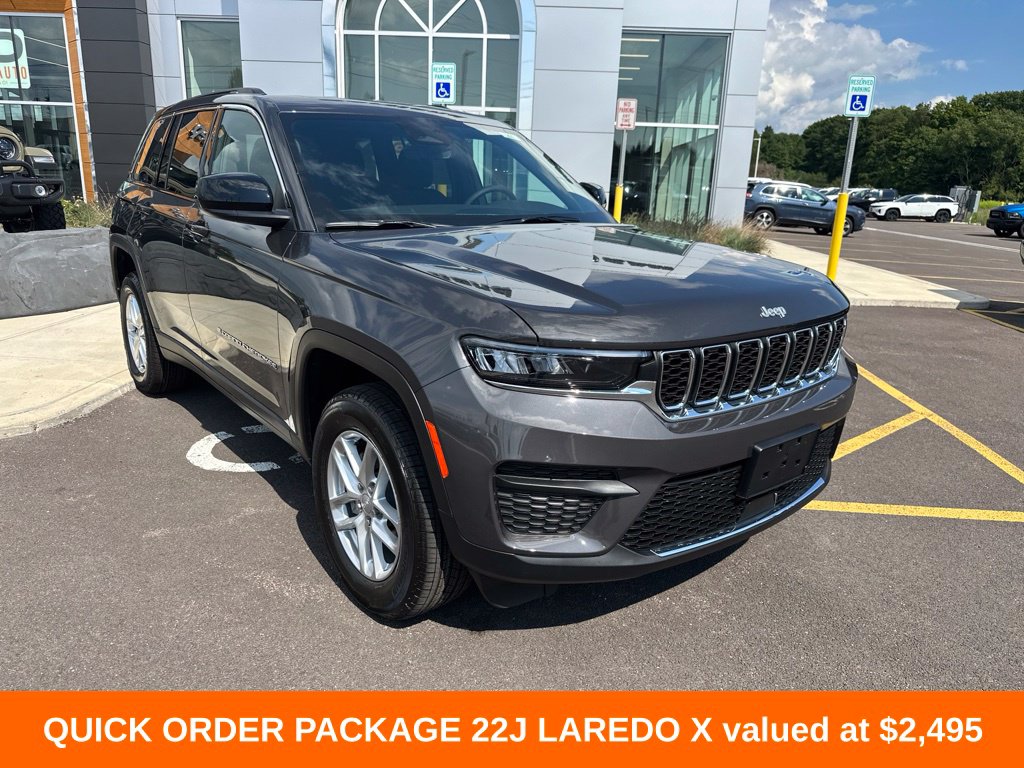 New 2026 Jeep Grand Cherokee LAREDO X 4X4 Sport Utility