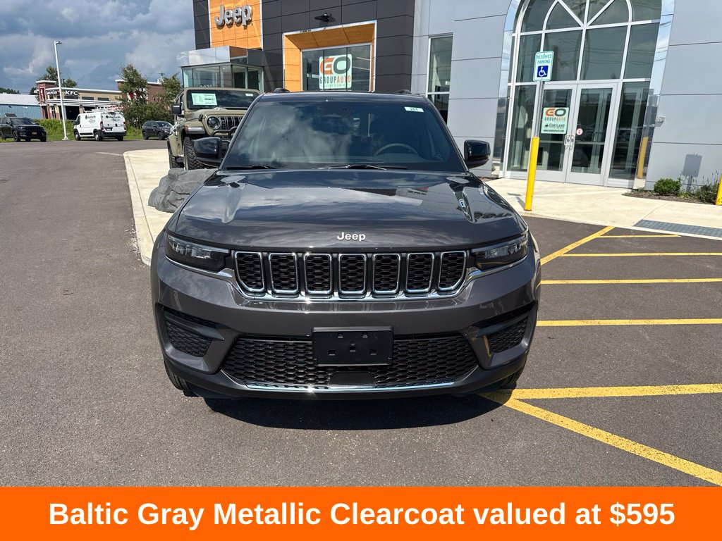 New 2026 Jeep Grand Cherokee LAREDO X 4X4 Sport Utility