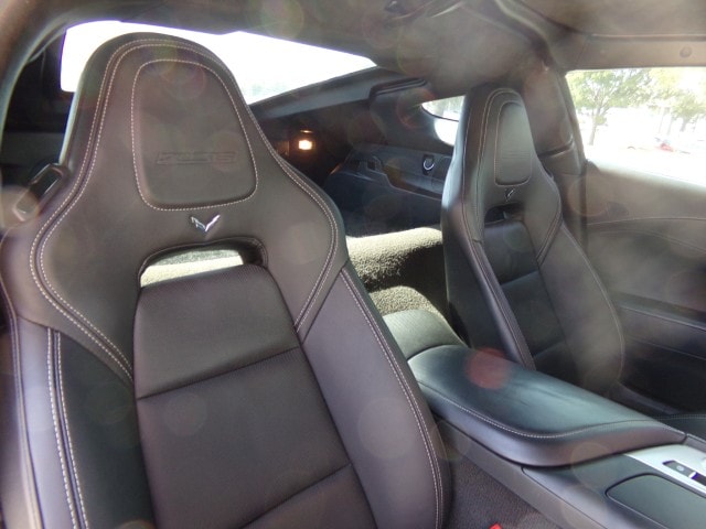 2016 Chevrolet Corvette 3LZ - Photo 28