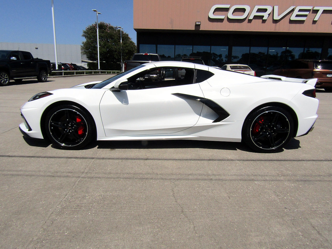 2022 Chevrolet Corvette 2LT - Photo 8