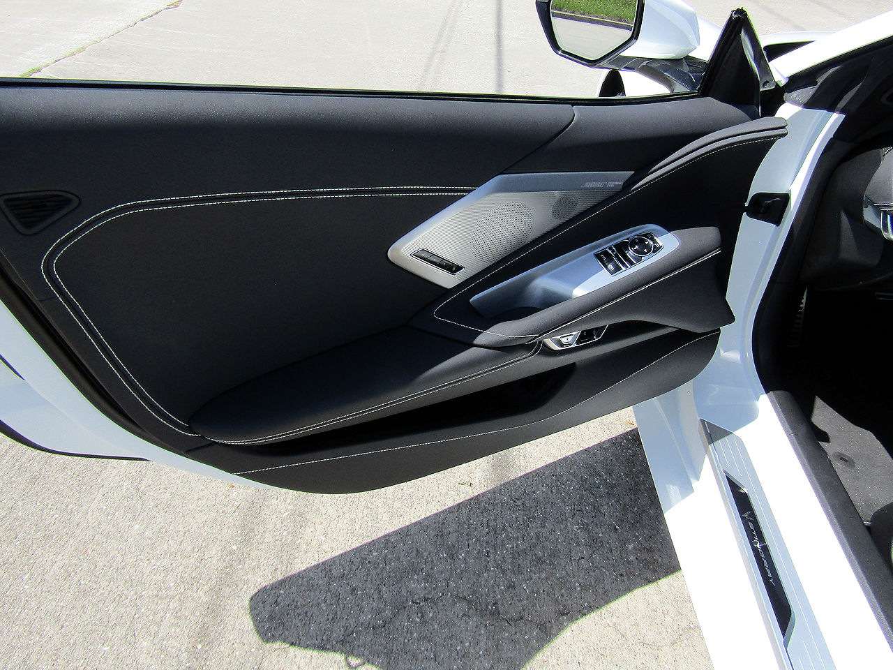 2022 Chevrolet Corvette 2LT - Photo 11