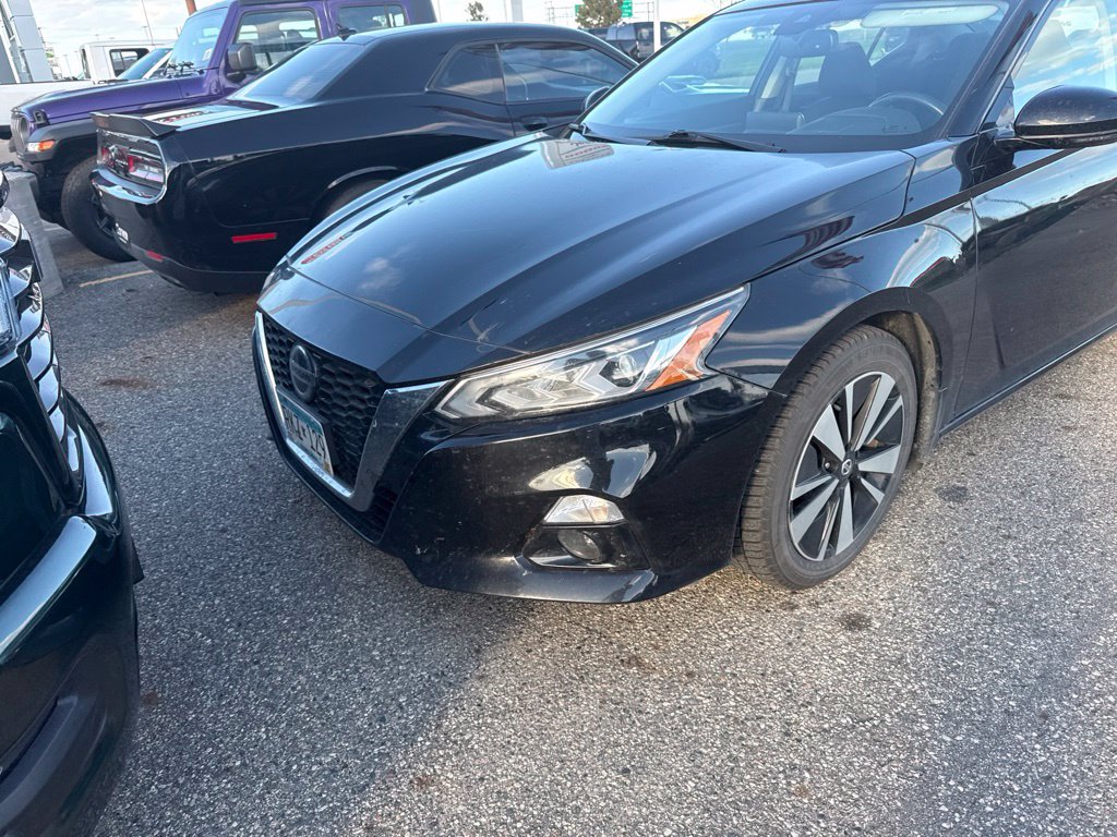 Used 2019 Nissan Altima 2.5 SV Sedan