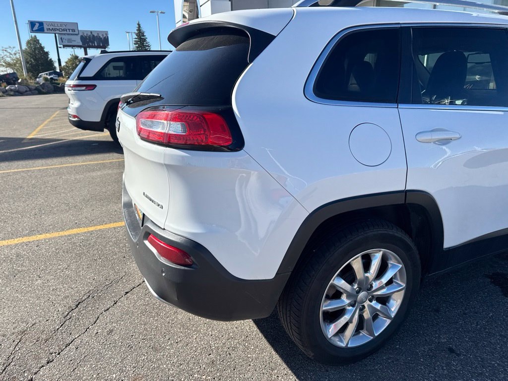 Used 2017 Jeep Cherokee Limited 4x4 SUV