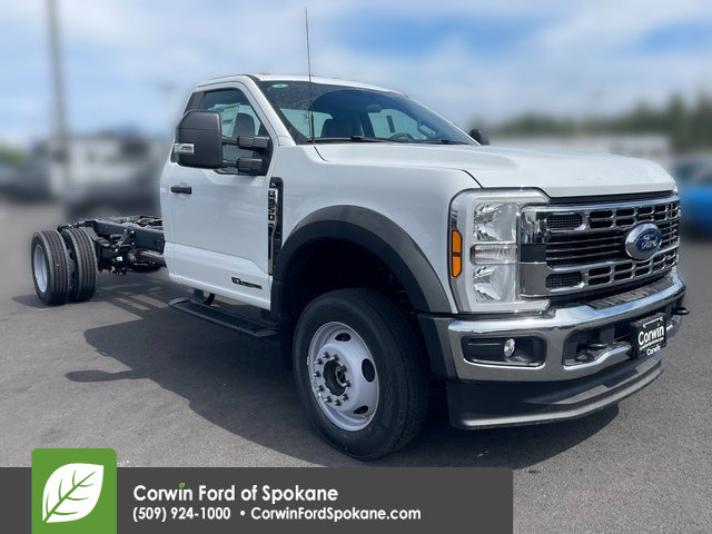 2025 Ford F-550 Super Duty Chassis Cab