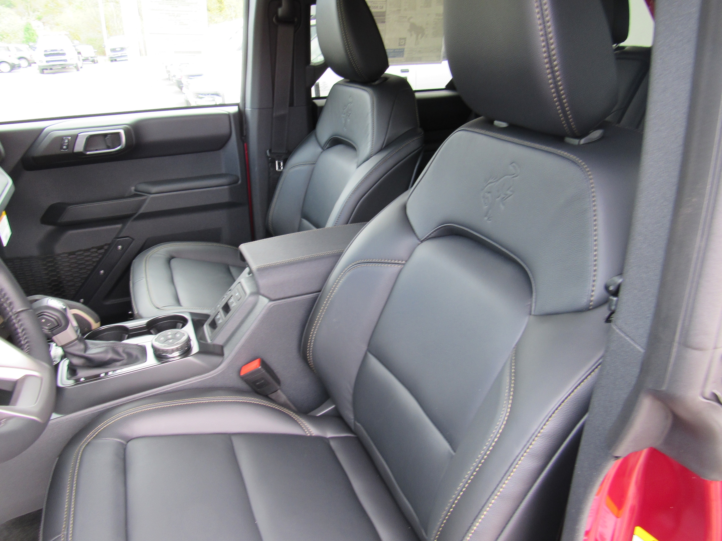 2025 Ford Bronco 4-Door Badlands - Photo 11