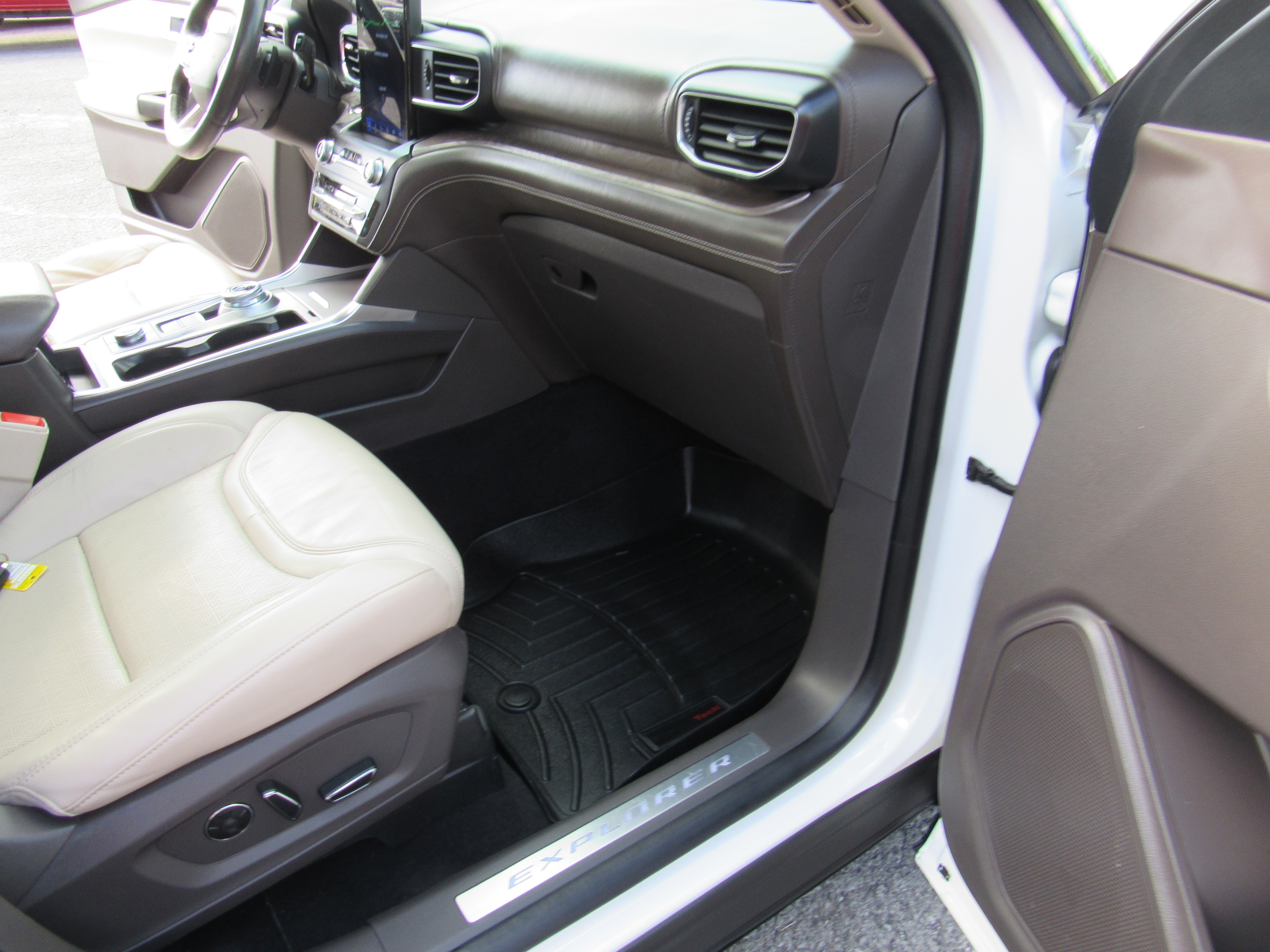2020 Ford Explorer Platinum - Photo 38