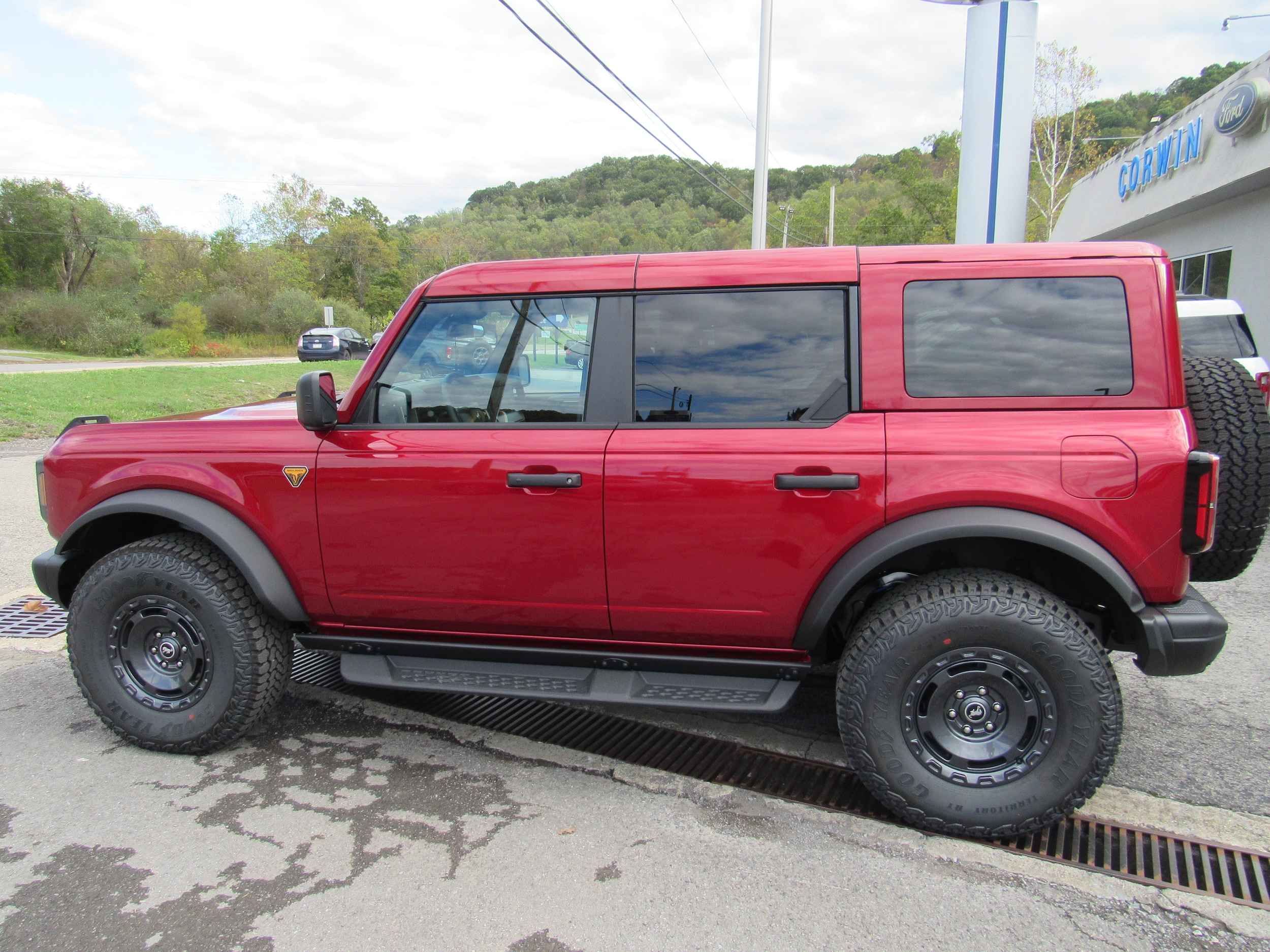 2025 Ford Bronco 4-Door Badlands - Photo 9