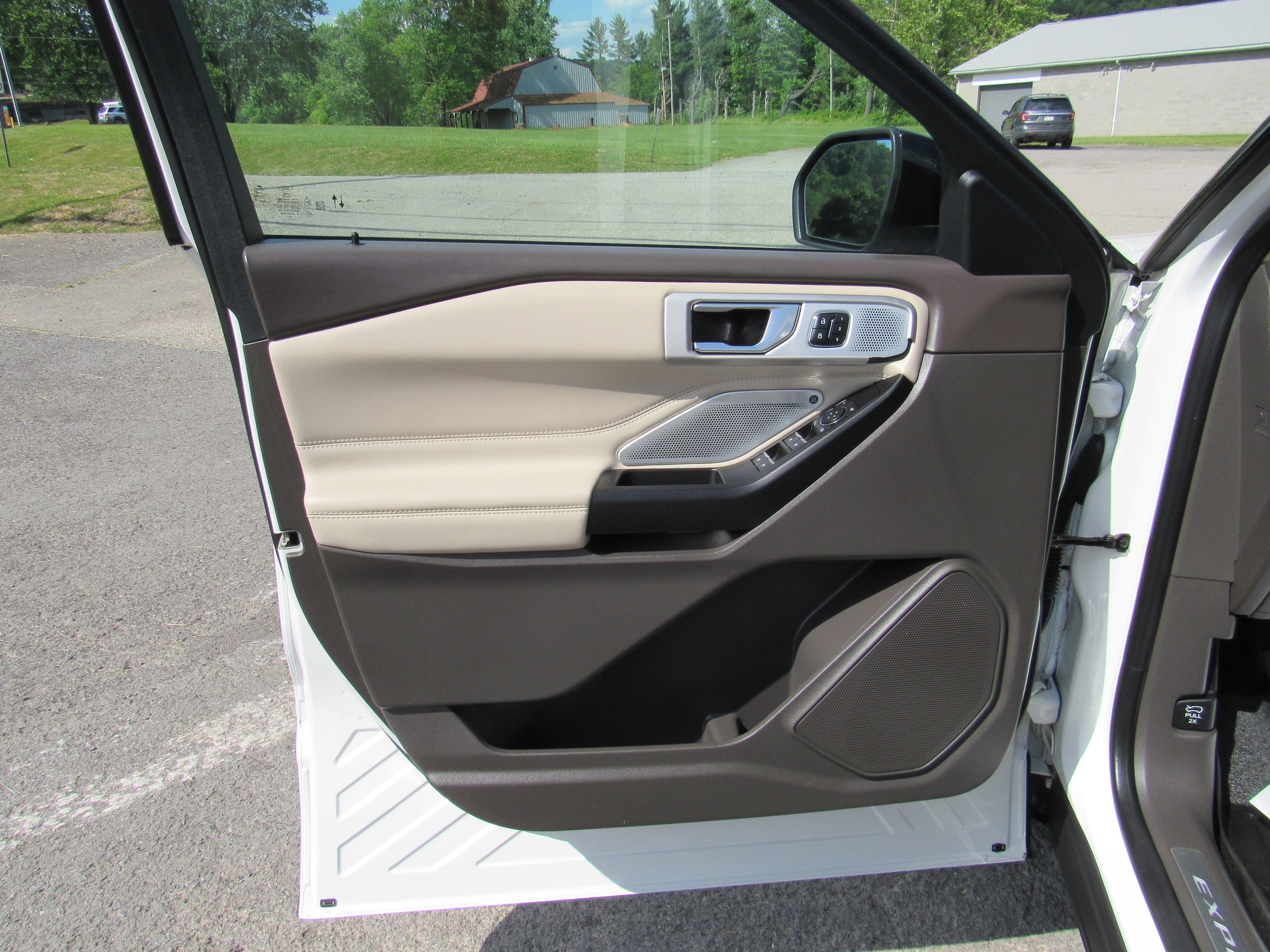 2020 Ford Explorer Platinum - Photo 10
