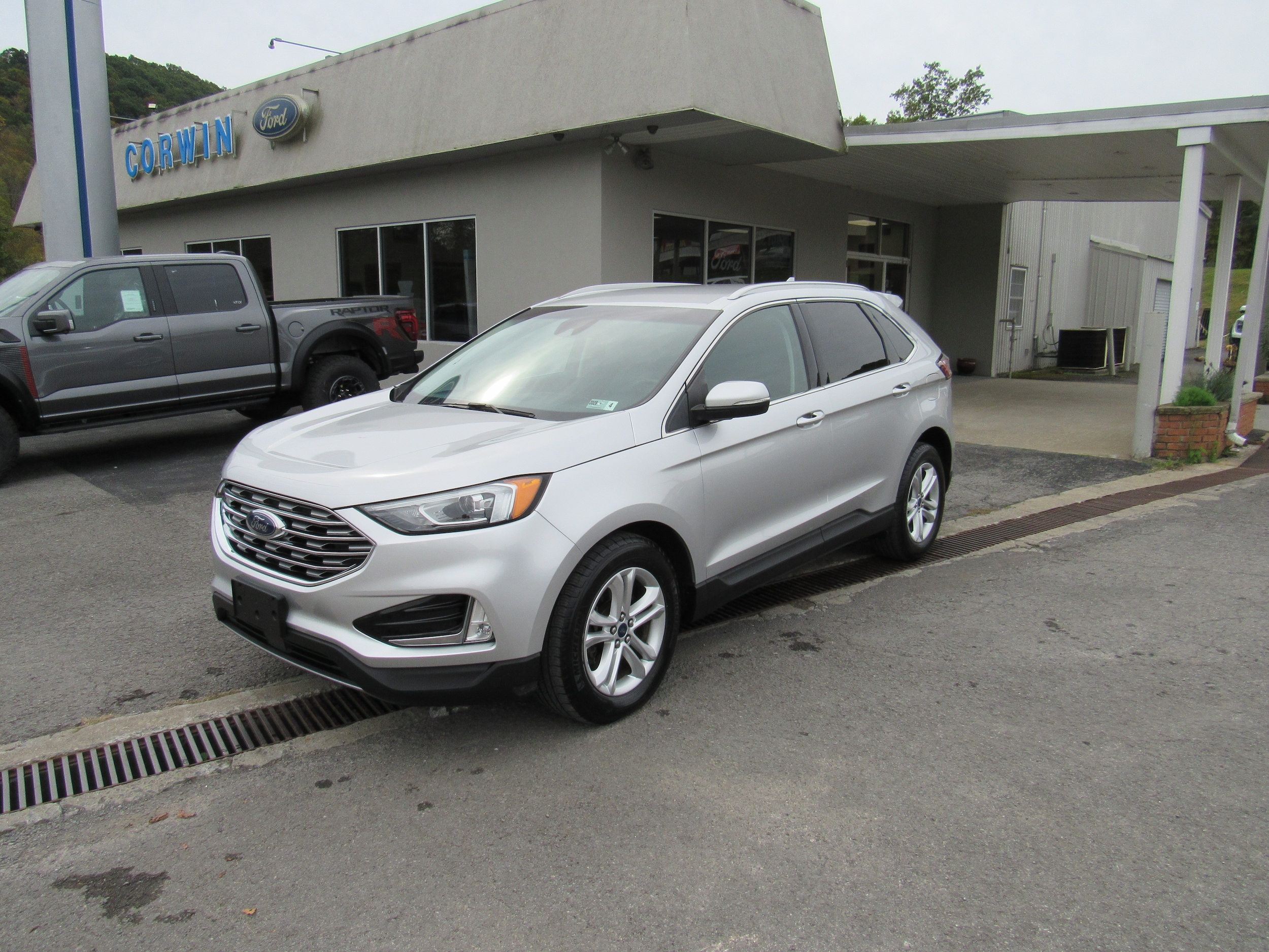 2019 Ford Edge