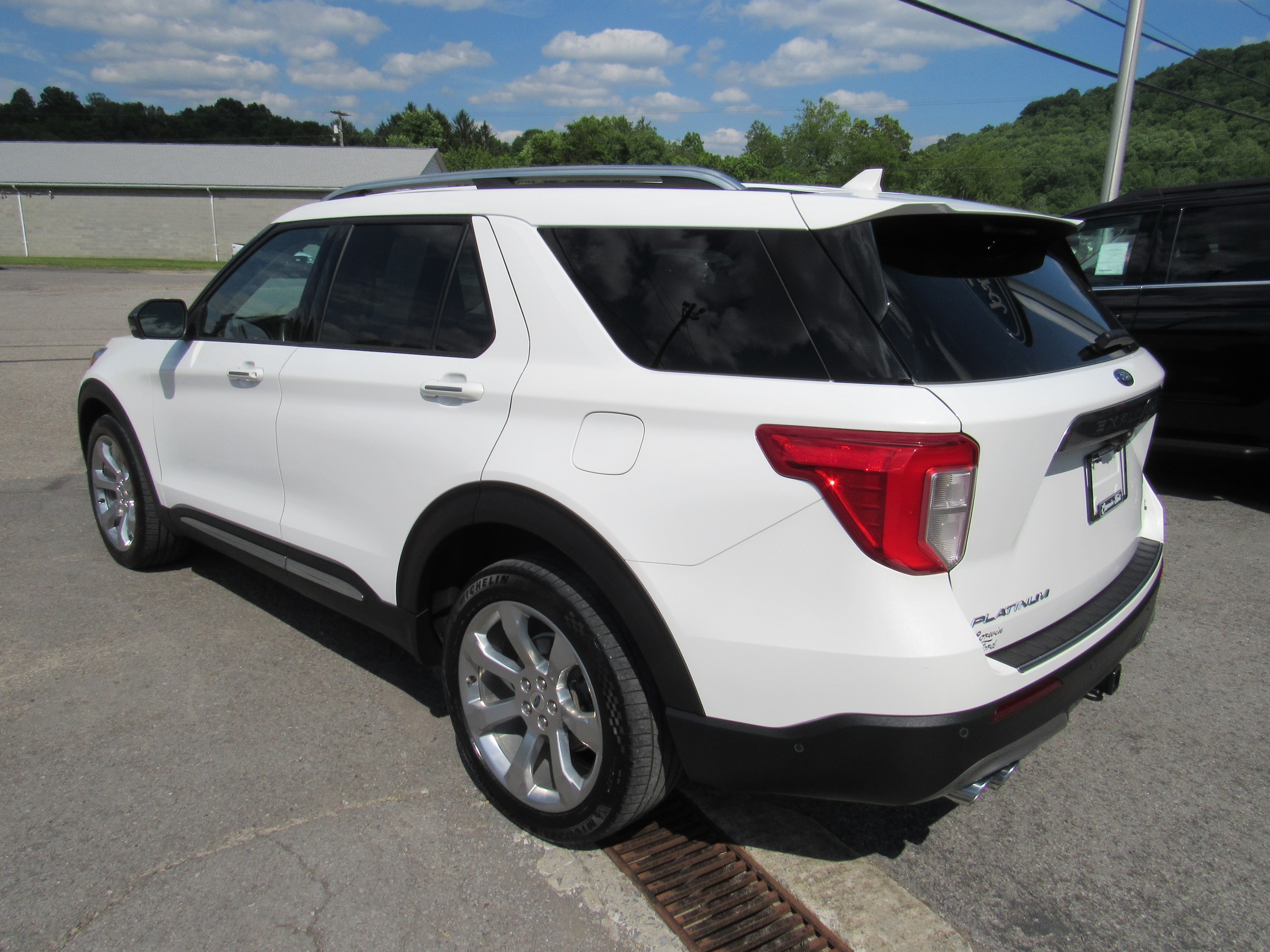 2020 Ford Explorer Platinum - Photo 8