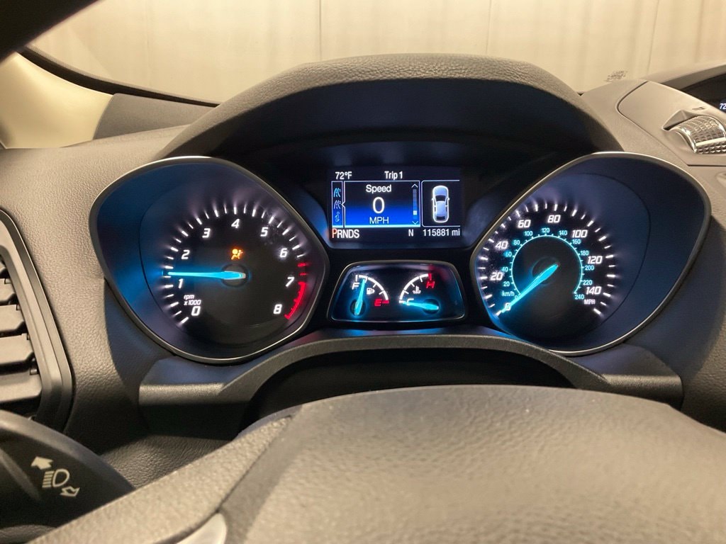 Used 2016 Ford Escape SE with VIN 1FMCU9G93GUA84808 for sale in Moorhead, Minnesota