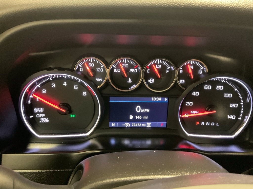 Used 2019 Chevrolet Silverado 1500 LT with VIN 1GCRYDEK4KZ283292 for sale in Moorhead, Minnesota