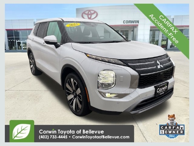 2025 Mitsubishi Outlander SE