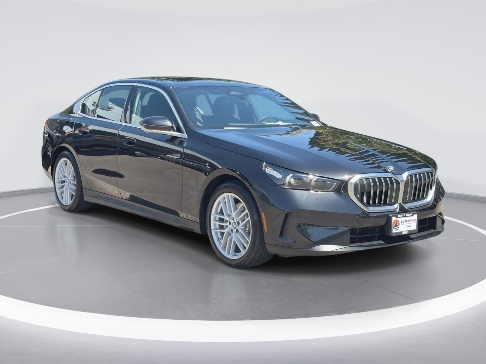2025 BMW 5 Series 530i