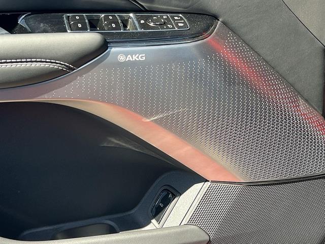 2026 Cadillac LYRIQ V Premium - Photo 24