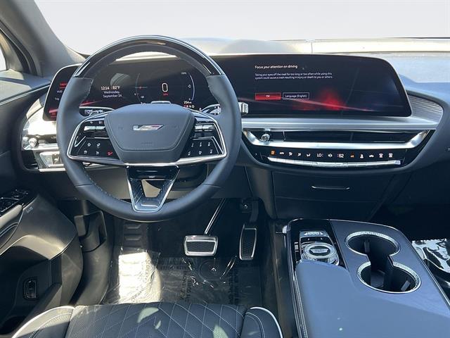 2026 Cadillac LYRIQ V Premium - Photo 11
