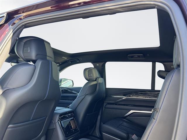 2026 Cadillac Escalade IQ Luxury - Photo 29