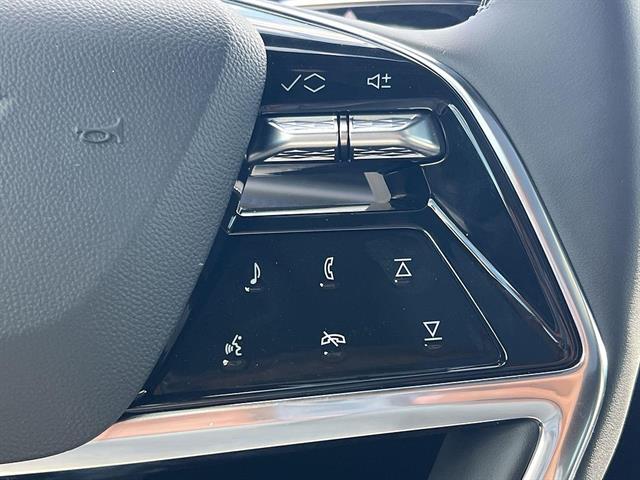 2026 Cadillac Escalade IQ Luxury - Photo 12