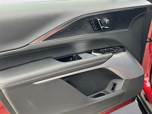 2026 Cadillac LYRIQ V - Photo 10