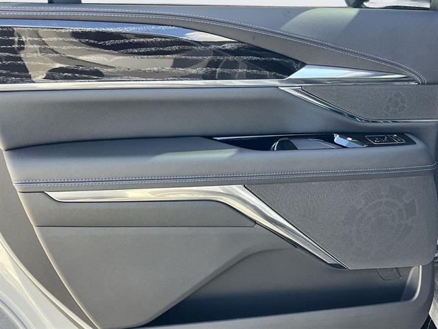 2026 Cadillac Escalade IQ Luxury - Photo 25