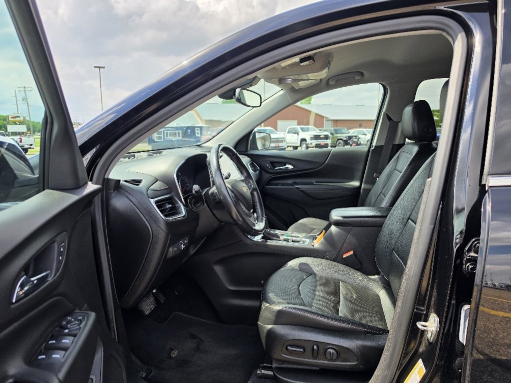 Used 2020 Chevrolet Equinox Premier SUV