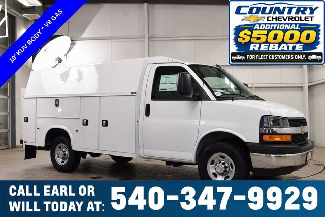 2025 Chevrolet Express Cutaway