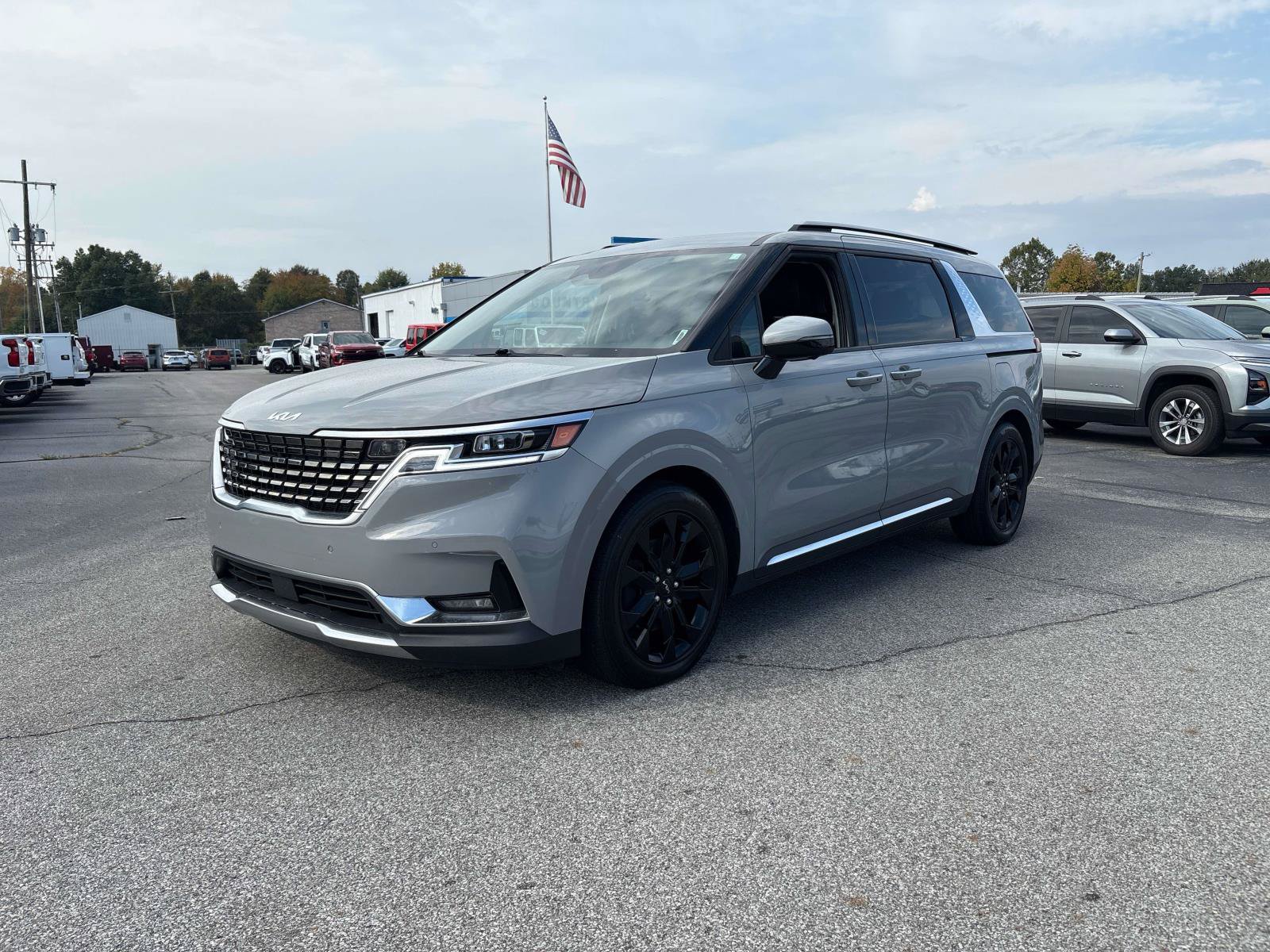 2022 Kia Carnival SX
